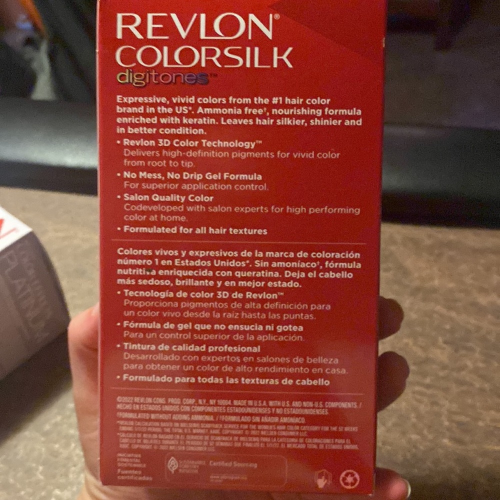 Revlon hair dye brand new in box - Picture 2 of 2